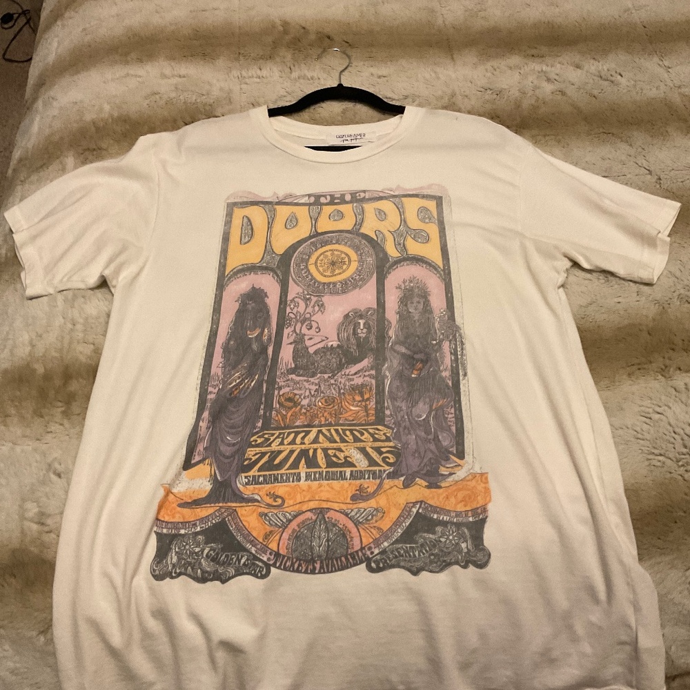 Daydreamer Doors tee